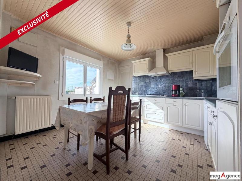 Maison traditionnelle - 97 m² - 7 pièces