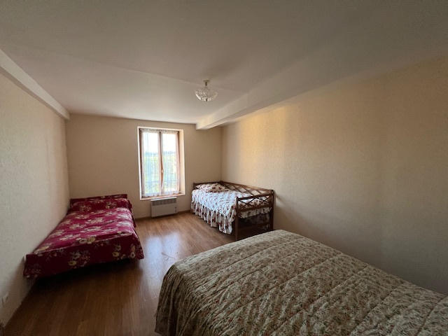 Maison - 100 m² - 6 pièces