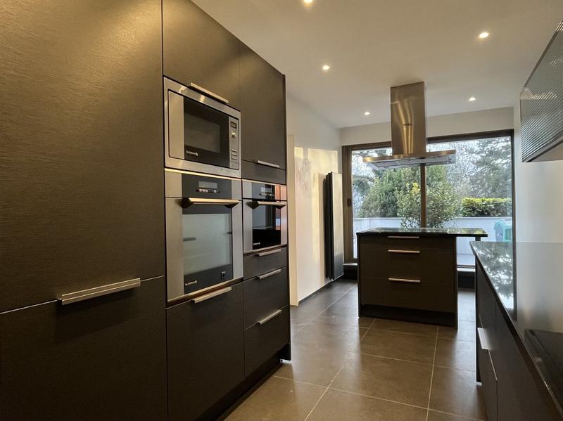 Appartement - 149 m² - 5 pièces