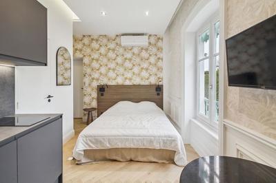 Studio - 15 m² - 1 pièce