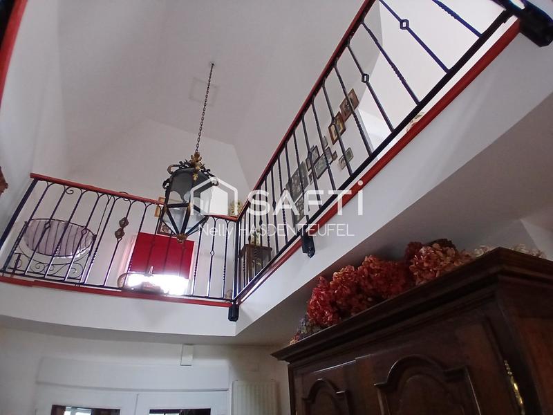 Maison - 157 m² - 6 pièces