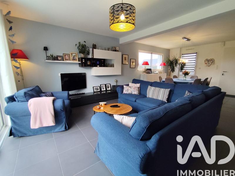 Maison - 111 m² - 6 pièces