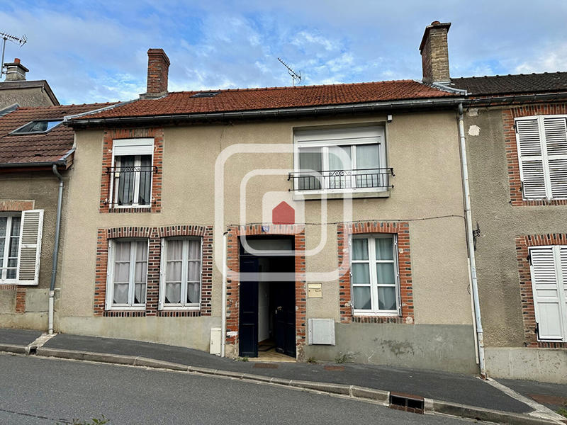 Maison - 218 m² - 10 pièces