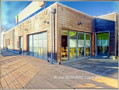 Local commercial - 170 m² - 1 pièce