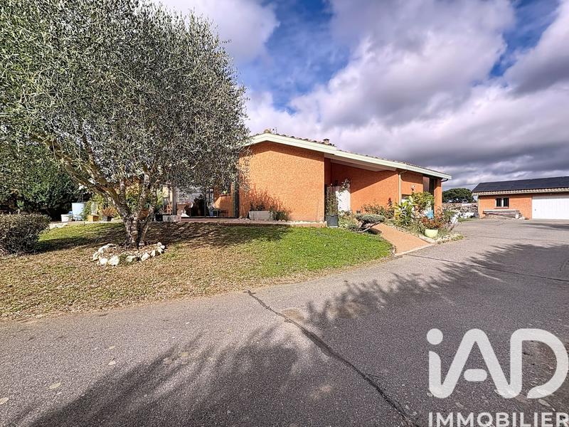 Maison - 177 m² - 7 pièces