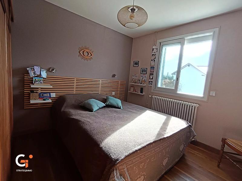 Maison - 164 m² - 8 pièces