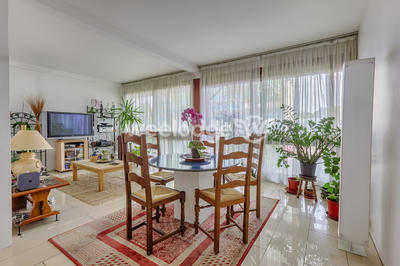 Appartement - 103 m² - 5 pièces