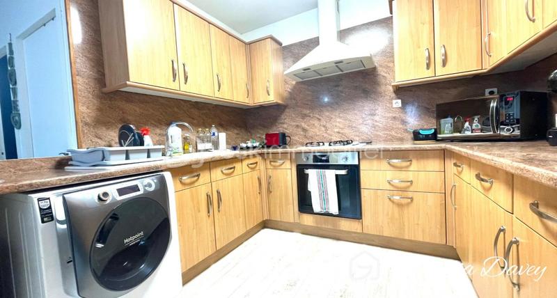 Maison de ville - 80 m² - 3 pièces