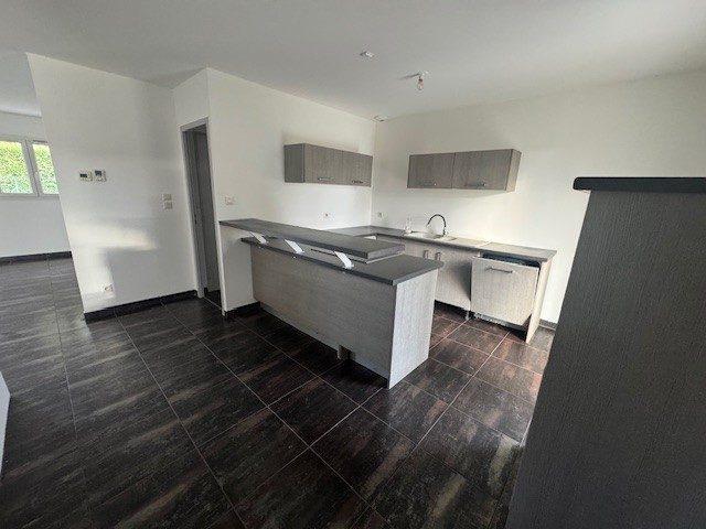 Maison - 102 m² - 4 pièces