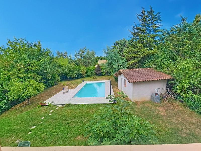 Maison traditionnelle - 176 m² - 7 pièces