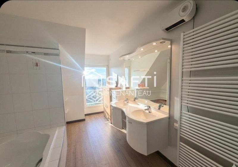 Maison - 176 m² - 6 pièces