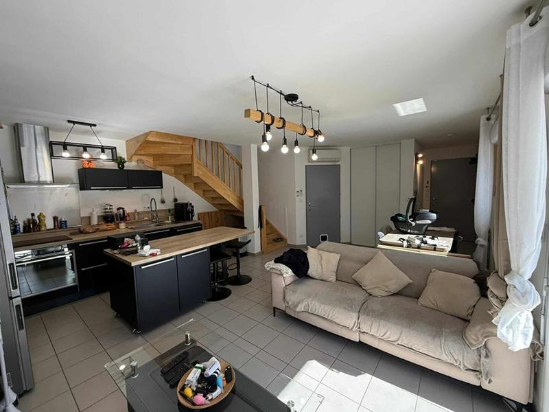 Maison - 80 m² - 5 pièces