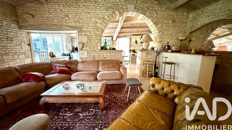 Maison - 251 m² - 8 pièces