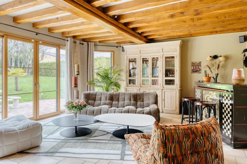 Maison ancienne - 300 m² - 9 pièces