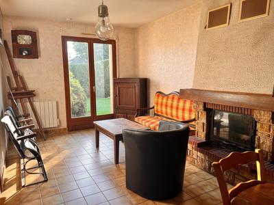 Maison - 94 m² - 6 pièces