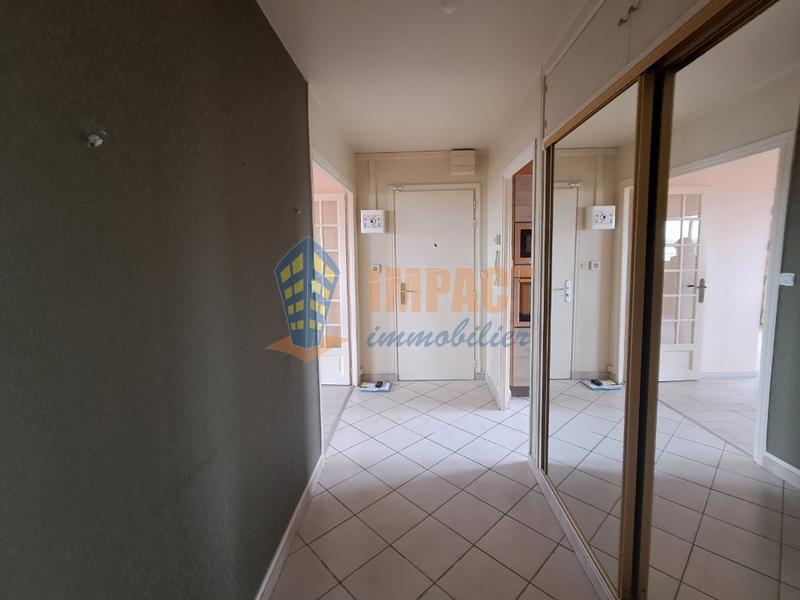Appartement - 80 m² - 4 pièces