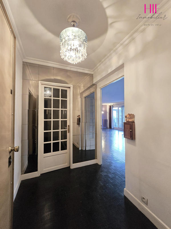 Appartement - 79 m² - 4 pièces