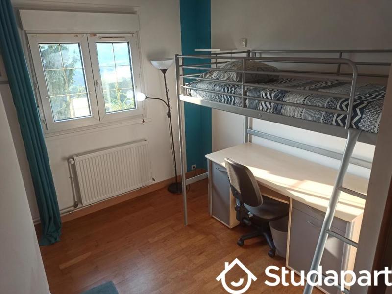 Chambre - 12 m² - 1 pièce