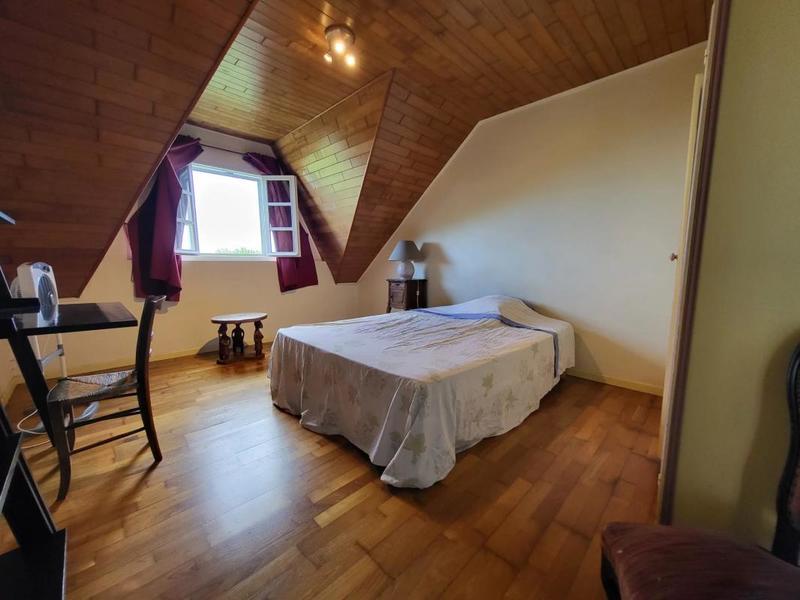 Villa - 292 m² - 9 pièces