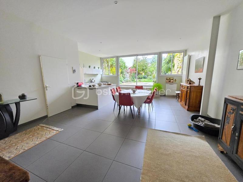 Maison de ville - 204 m² - 7 pièces