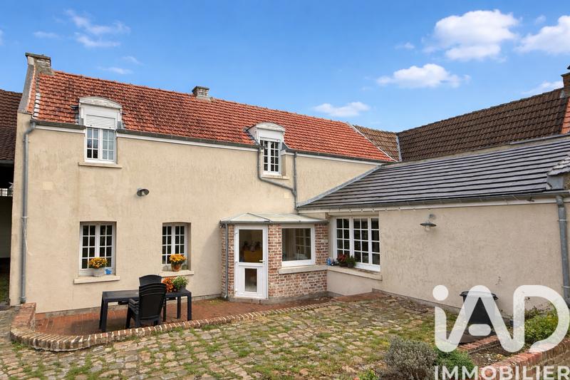 Maison - 235 m² - 5 pièces