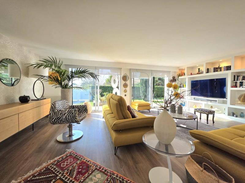 Maison - 186 m² - 7 pièces