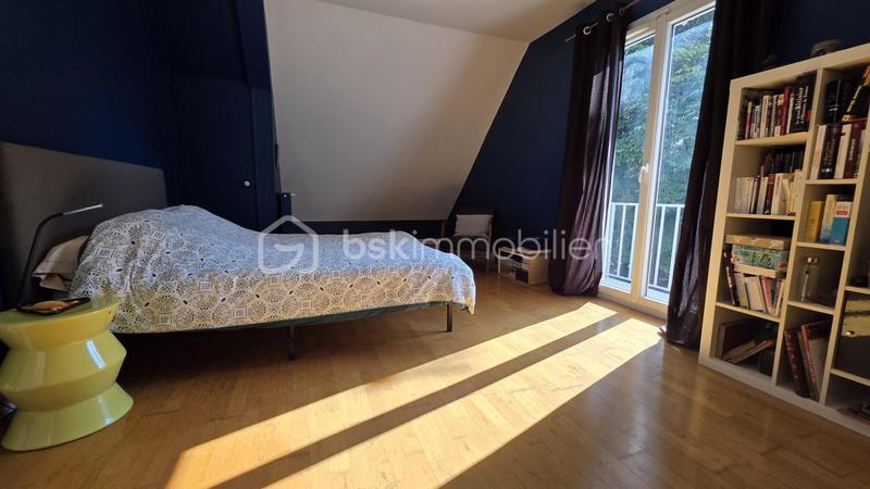 Villa - 230 m² - 9 pièces