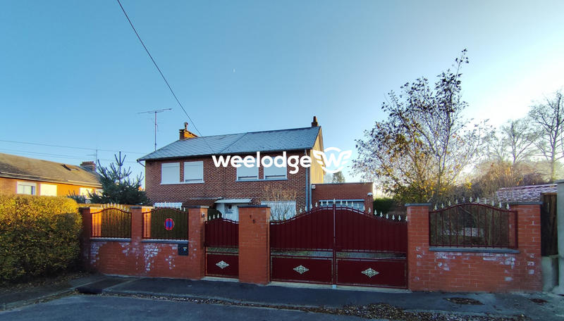 Maison - 94 m² - 5 pièces