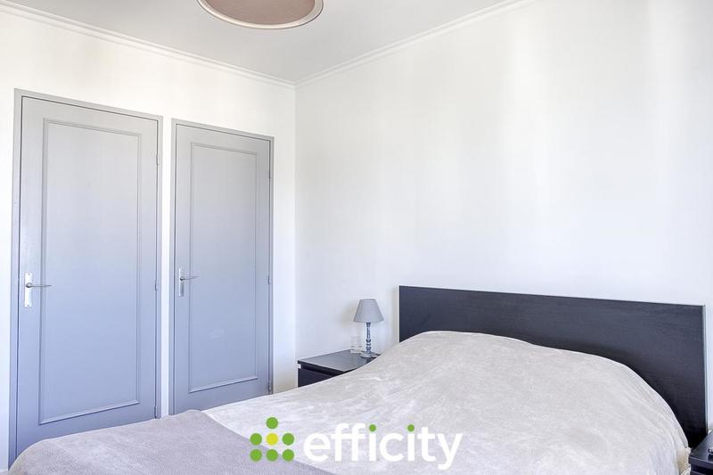 Appartement - 103 m² - 5 pièces