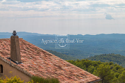 Propriété - 477 m² - 8 pièces