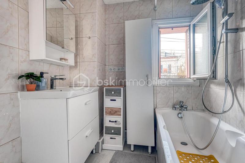 Maison de ville - 80 m² - 4 pièces