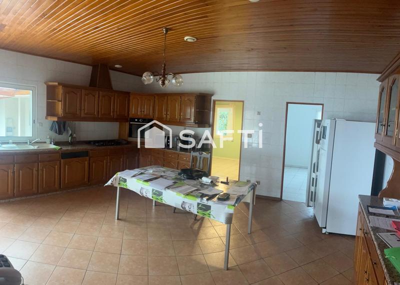 Maison - 189 m² - 7 pièces