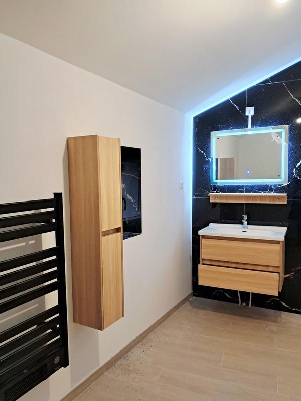 Maison - 93 m² - 4 pièces