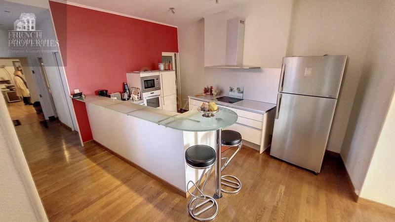 Appartement - 155 m² - 4 pièces