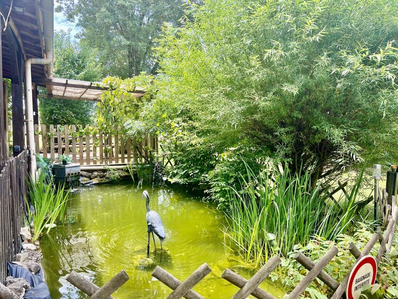 Appartement - 285 m² - 20 pièces