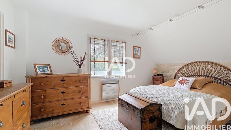 Maison - 206 m² - 8 pièces