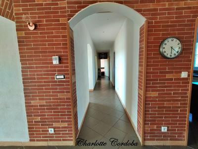 Maison - 233 m² - 8 pièces