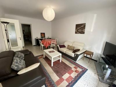 Appartement - 81 m² - 4 pièces