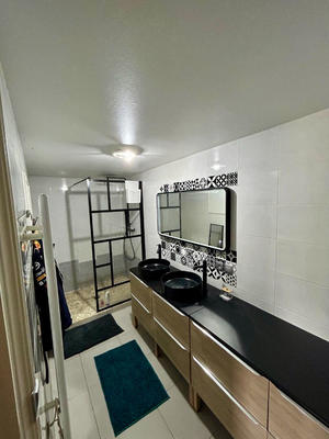 Maison - 96 m² - 4 pièces