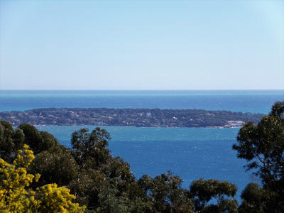 Maison - 200 m² - 6 pièces