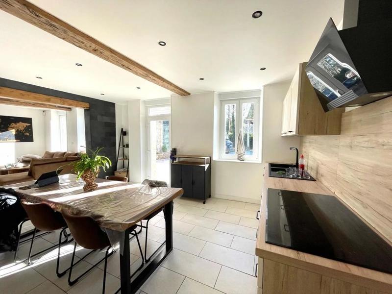 Corps de ferme - 165 m² - 6 pièces