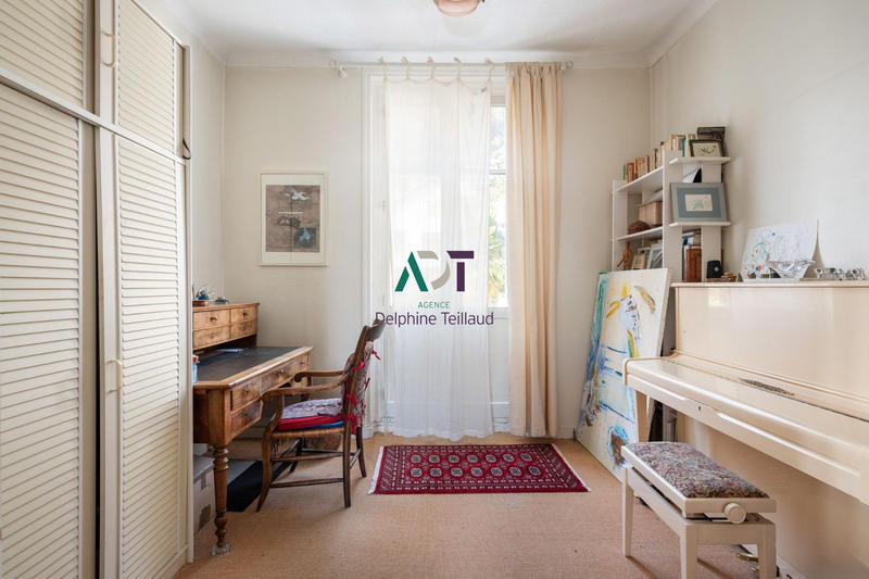 Appartement - 130 m² - 6 pièces