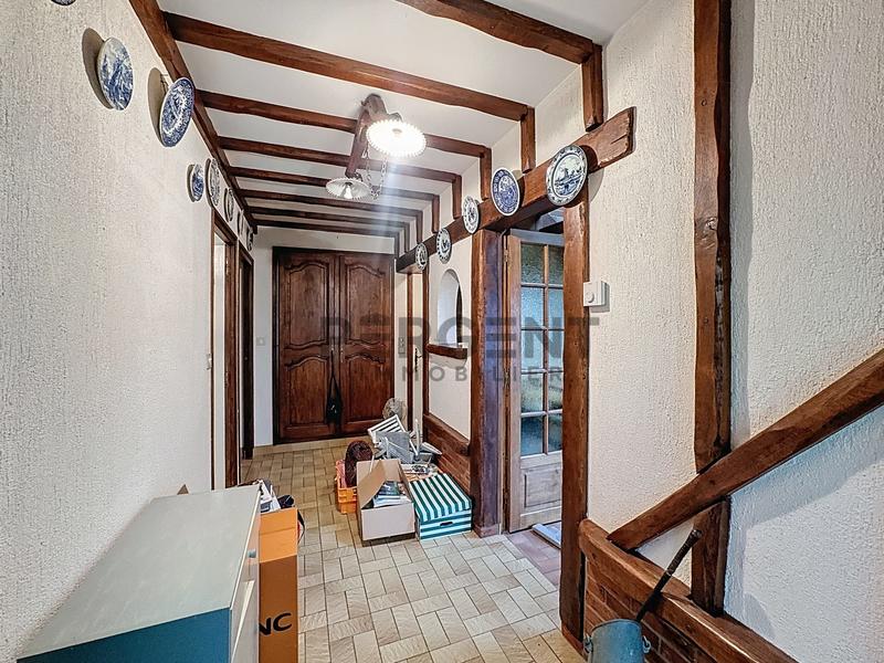 Maison - 207 m² - 8 pièces