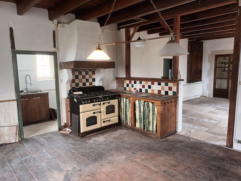 Maison - 220 m² - 8 pièces