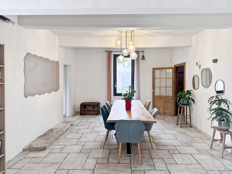 Maison - 162 m² - 6 pièces