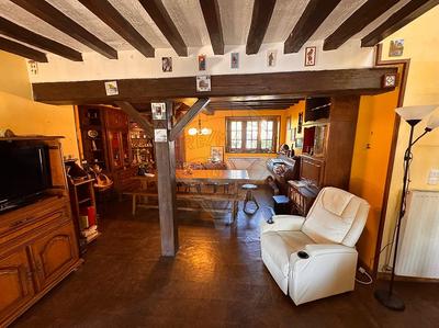 Maison - 102 m² - 3 pièces