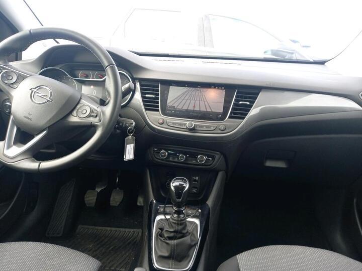 Opel Crossland (2) 1.2 Turbo 110 Elegance