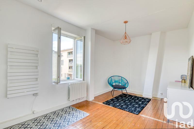 Maison - 200 m² - 6 pièces