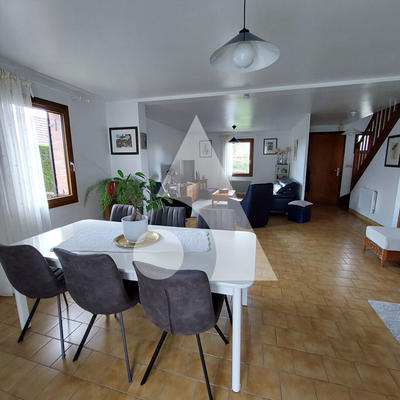 Maison - 128 m² - 5 pièces