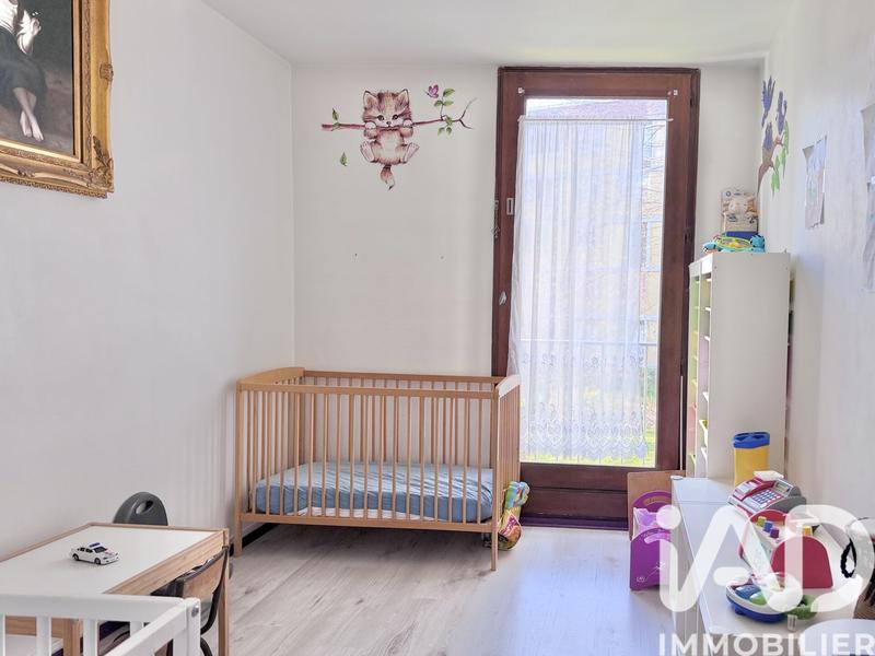 Appartement - 81 m² - 5 pièces